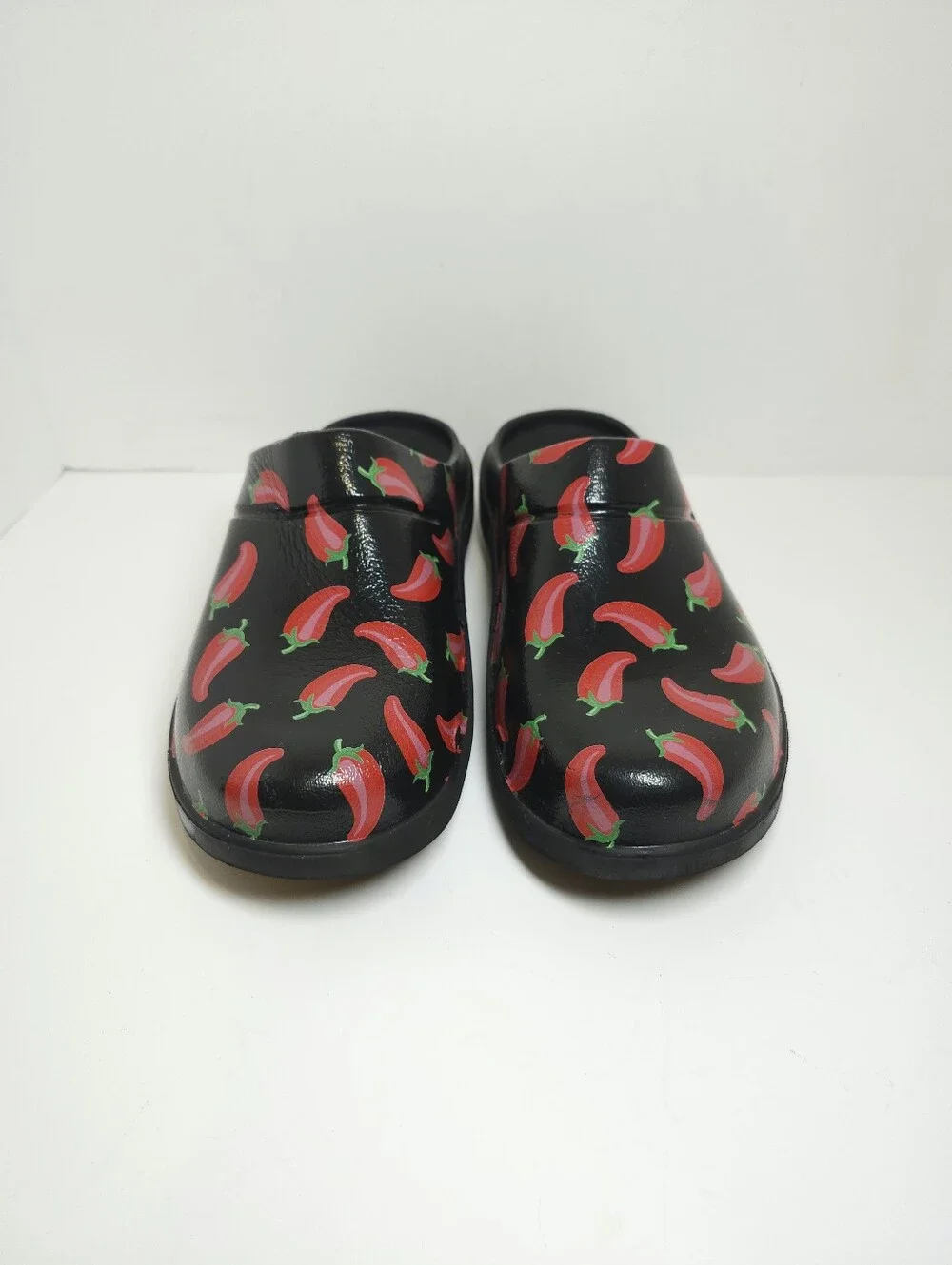 OOFOS nice clogs